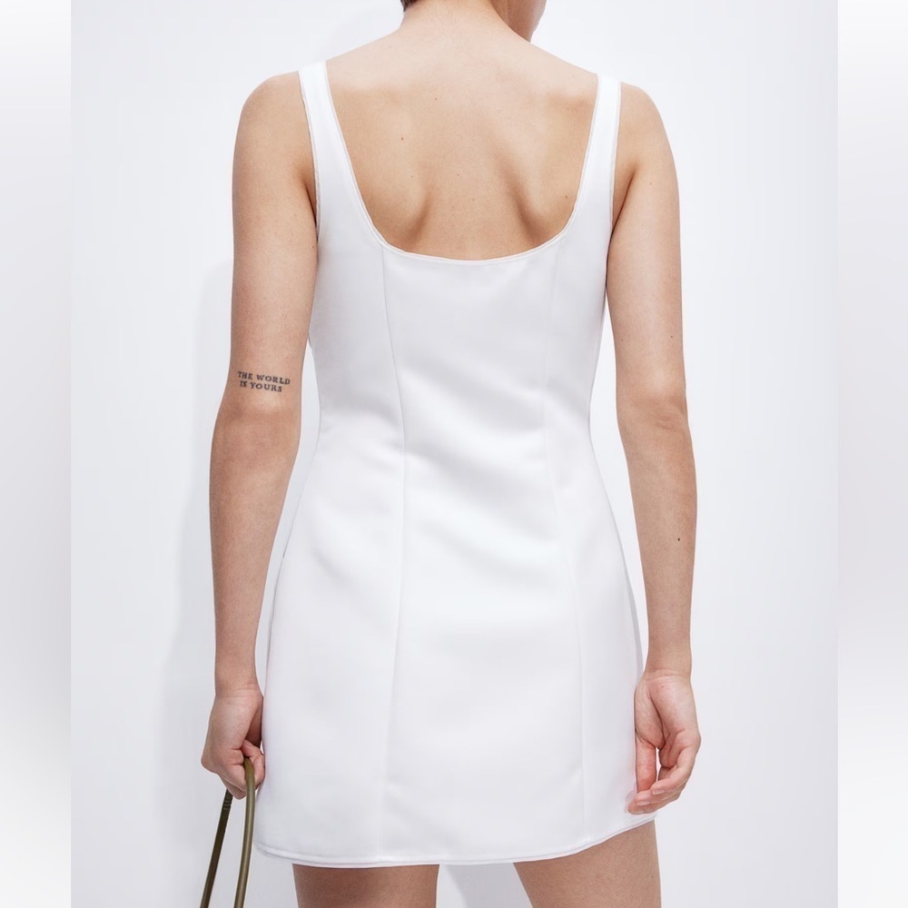 White mini Dress - Picture 3 of 5